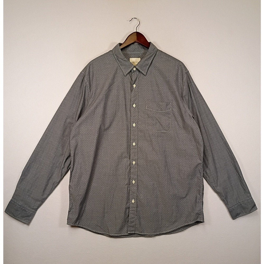 Business Casual American Eagle Men XLT Grey Dotted Long Sleeve Button Down Shirt